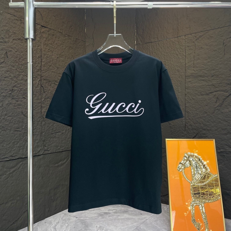 G*u*i t-shirts